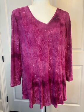 Sami & Jo Fuchsia Ruffled V-Neck Tunic